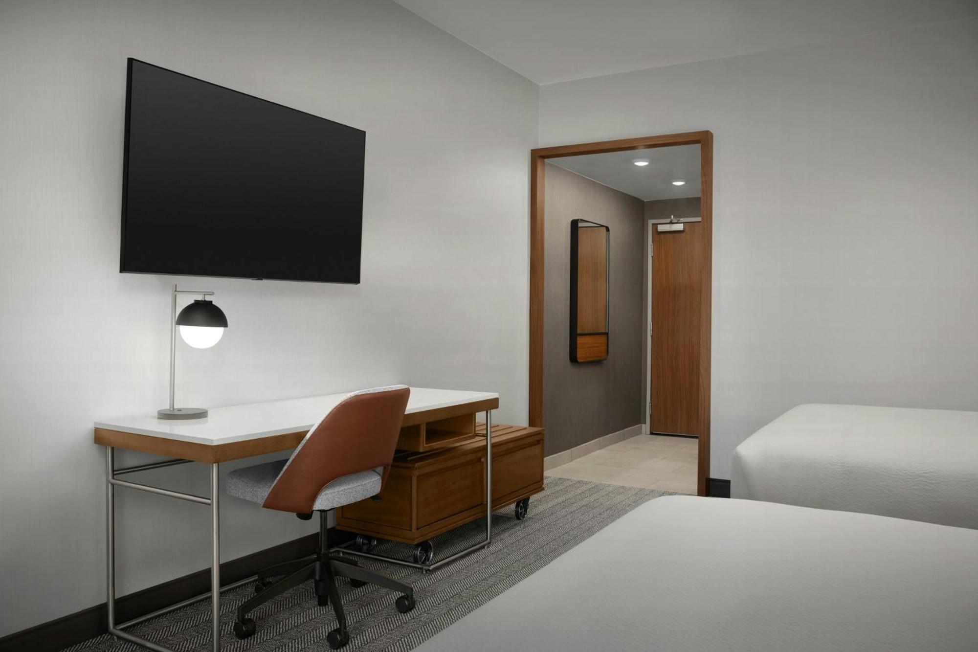 Courtyard By Marriott Antioch Pittsburg Hotel Exterior photo
