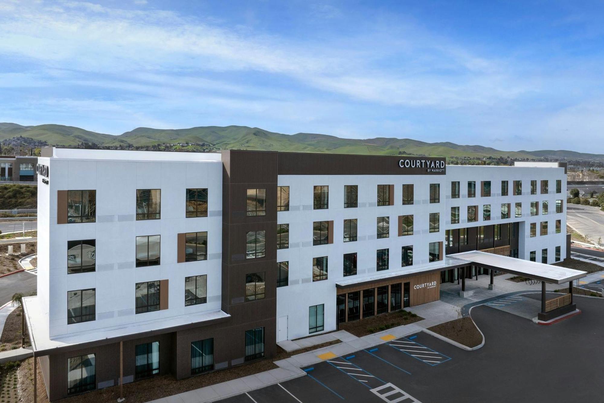 Courtyard By Marriott Antioch Pittsburg Hotel Exterior photo